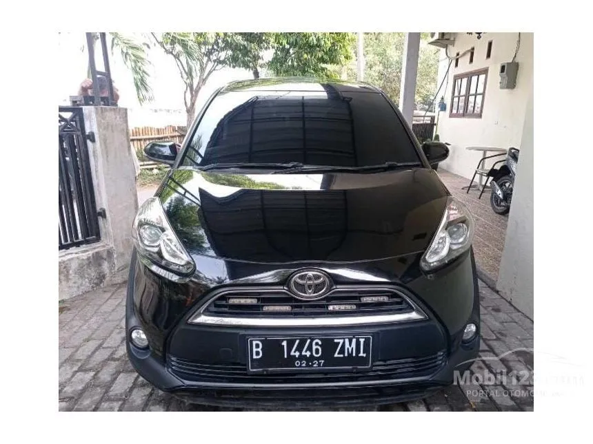 Jual Mobil Toyota Sienta 2018 V 1.5 di Jawa Barat Manual MPV Hitam Rp 159.000.000