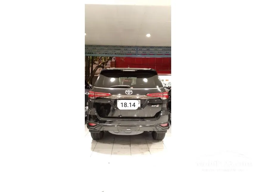 2023 Toyota Fortuner GR Sport 4X2 SUV