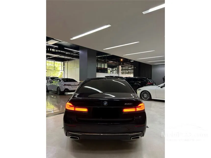2023 BMW 530i Opulence Sedan