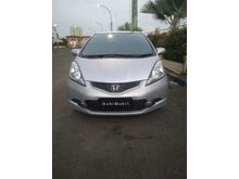 Honda JAZZ 'RS' A/T 2010 Pemakaian 2011