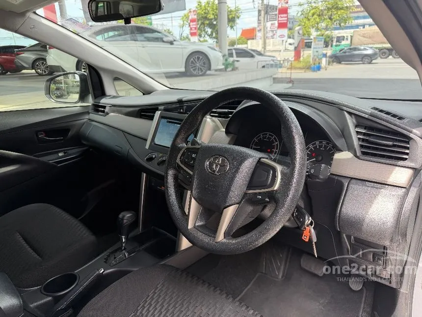2023 Toyota INNOVA Entry Wagon