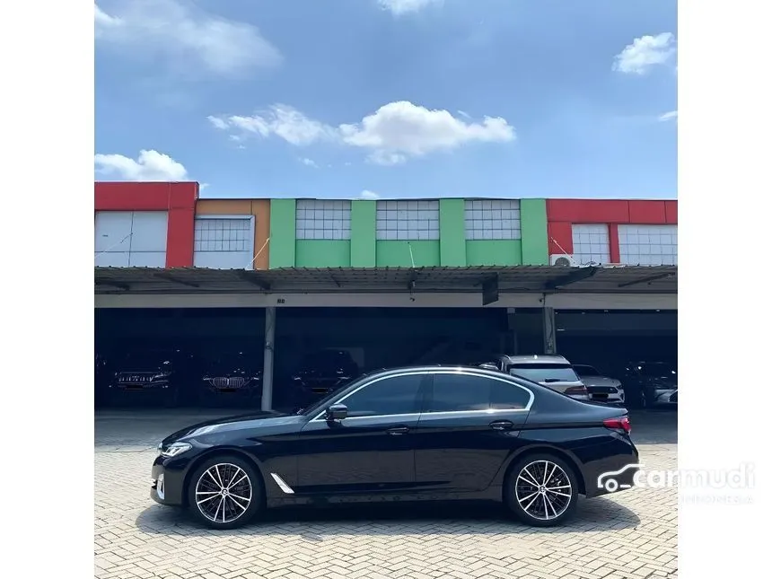2023 BMW 530i Opulence Sedan