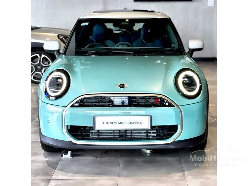 2025 MINI Cooper S 3 Door Hatchback