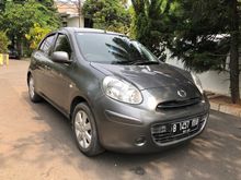 Nissan March XS 2012 Matic (Abu abu) pakai pribadi sangat terawat