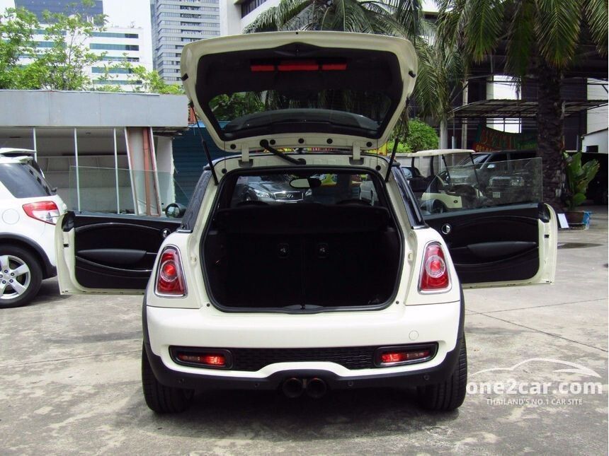 2011 Mini Cooper S Hatchback