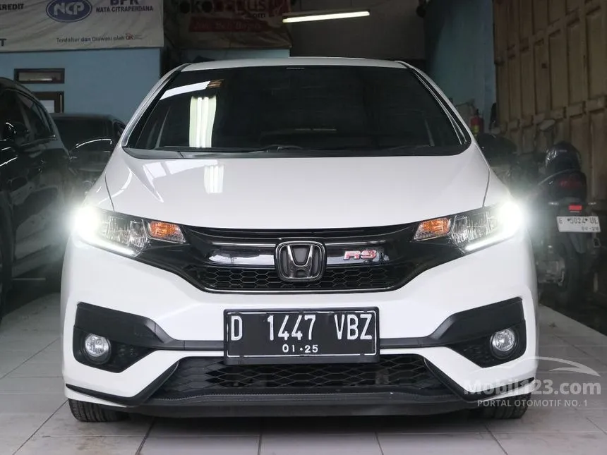 Jual Mobil Honda Jazz 2019 RS 1.5 di Jawa Barat Automatic Hatchback Putih Rp 249.000.000