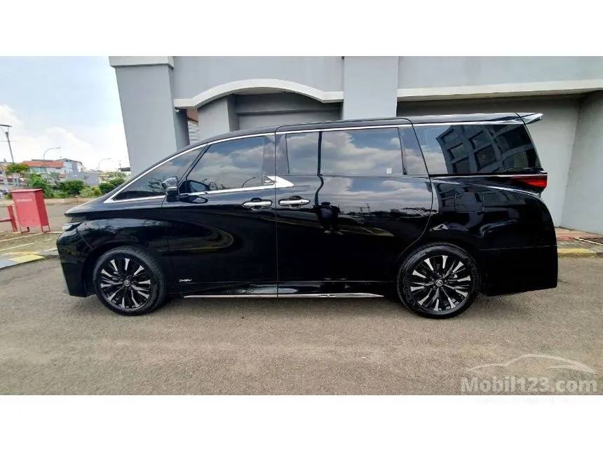 2024 Toyota Vellfire HEV VIP (Non Premium Color) MPV