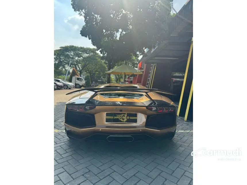 2013 Lamborghini Aventador LP700-4 Coupe