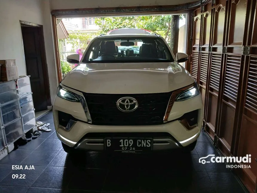 Jual Mobil Toyota Fortuner 2021 VRZ 2.4 di Jawa Barat Automatic SUV Putih Rp 445.000.000