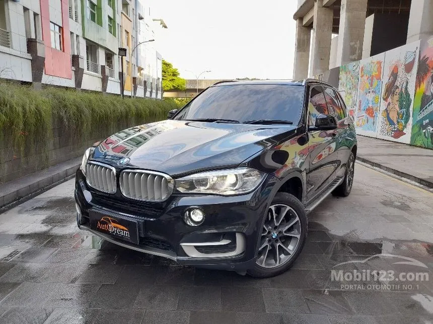 Jual Mobil BMW X5 2016 xDrive35i xLine 3.0 di Jawa Barat Automatic SUV Hitam Rp 550.000.000