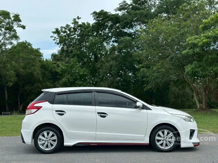 2017 Toyota YARIS G Hatchback