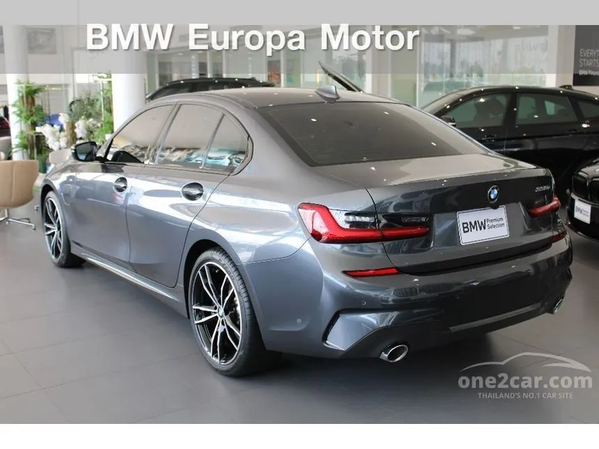 2020 BMW 330e M Sport Sedan