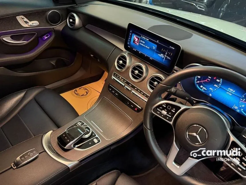2020 Mercedes-Benz C200 Avantgarde Line Sedan