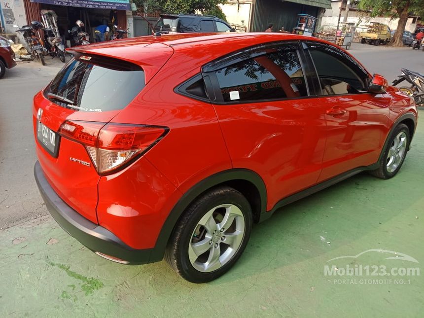 gallery_used car mobil123 honda hr v s suv indonesia_6127315_3F3Au5wxWP0Xiuxwgm6frm