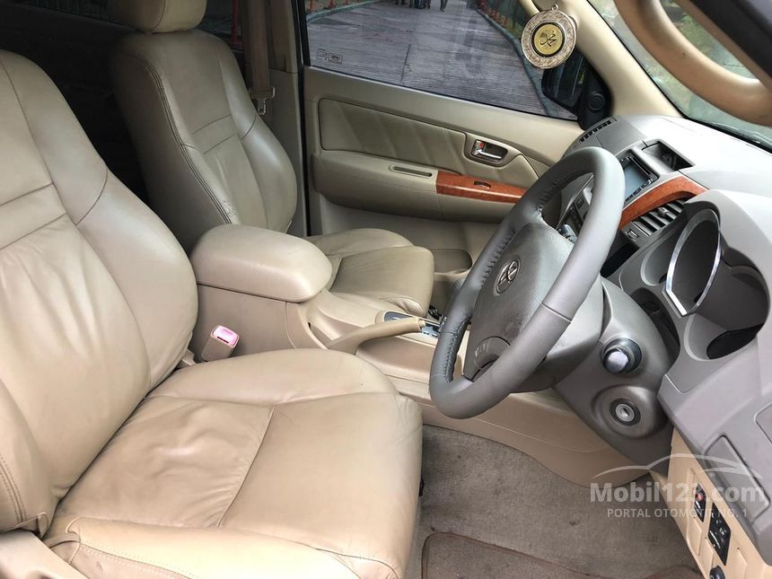 Jual Mobil Toyota Fortuner 2010 G Luxury 2 7 di DKI Jual Mobil Toyota Fortuner 2010 G Luxury 2 7 di DKI