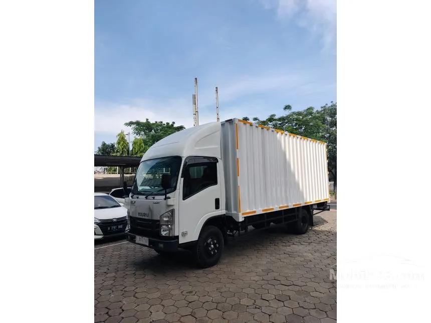 Jual Mobil Isuzu Elf 2023 NMR 71 L 4.8 di DKI Jakarta Manual Trucks Putih Rp 400.000.000