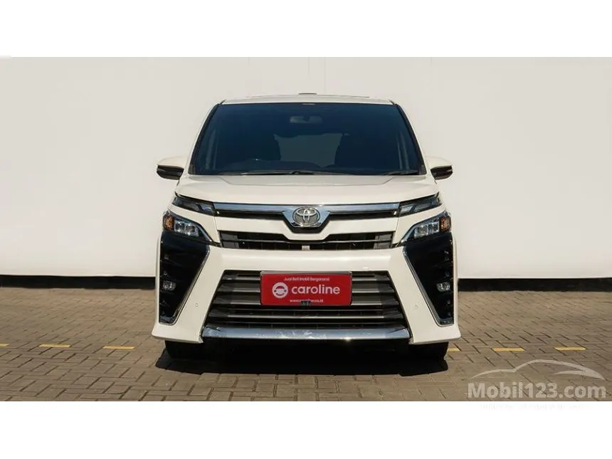 Jual Mobil Toyota Voxy 2018 2.0 di Banten Automatic Wagon Putih Rp 361.000.000