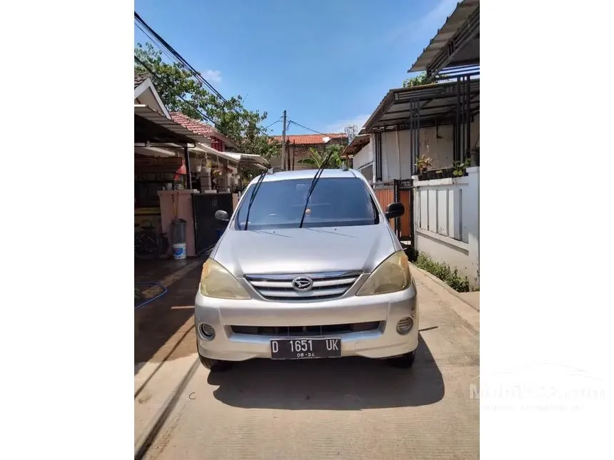 2004 Daihatsu Xenia Li MPV