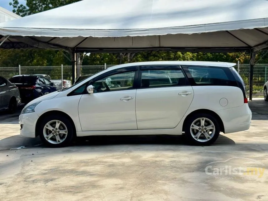 2009 Mitsubishi Grandis MPV