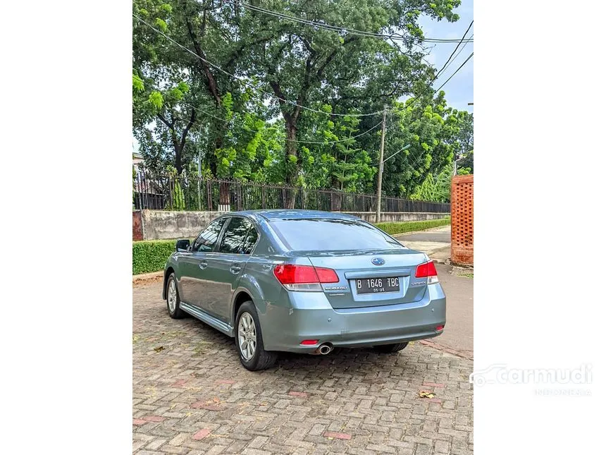 2010 Subaru Legacy Sedan