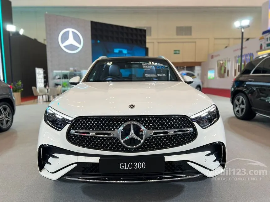 2024 Mercedes-Benz GLC300 AMG Line 4MATIC SUV