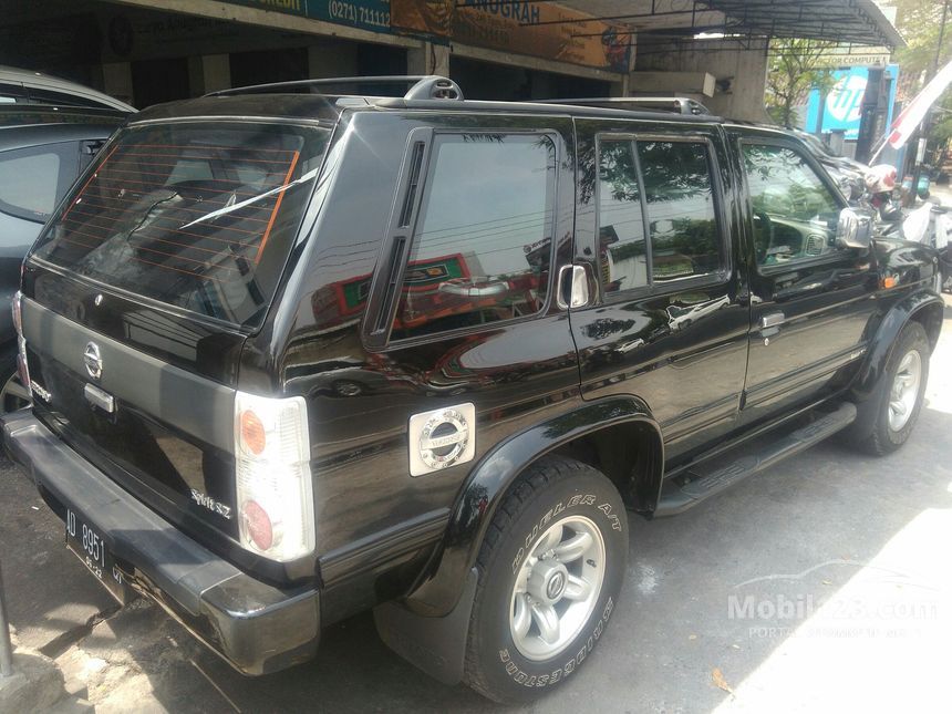 Jual Mobil Nissan Terrano 2004 Spirit S2 2.4 di Jawa 