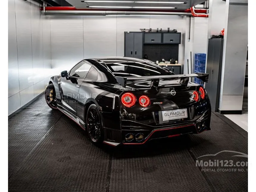 2024 Nissan GT-R NISMO Coupe