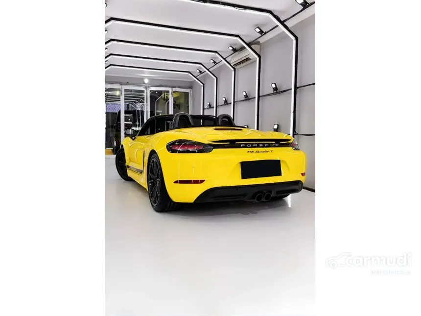 2021 Porsche 718 Boxster T Convertible