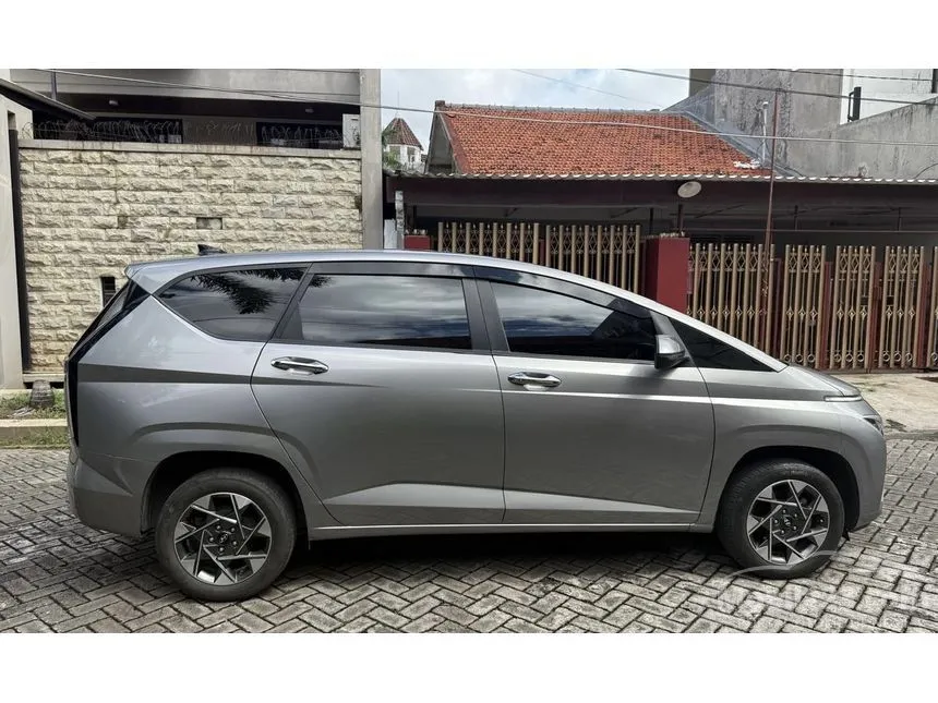 2022 Hyundai Stargazer Prime MPV
