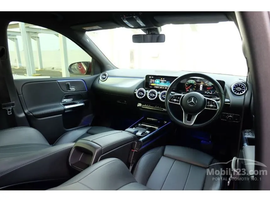 2019 Mercedes-Benz B200 Progressive Line Hatchback