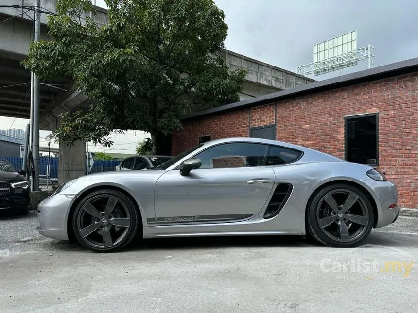 2019 Porsche 718 Cayman Coupe