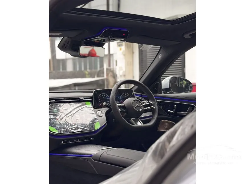 2025 Mercedes-Benz E300 AMG Line Sedan