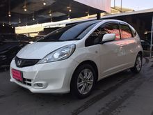 2013 Honda Jazz 1.5 (ปี 08-14) V i-VTEC Hatchback AT