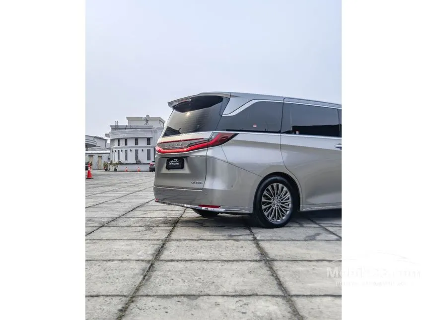2024 Lexus LM 350h 4 Seater MPV