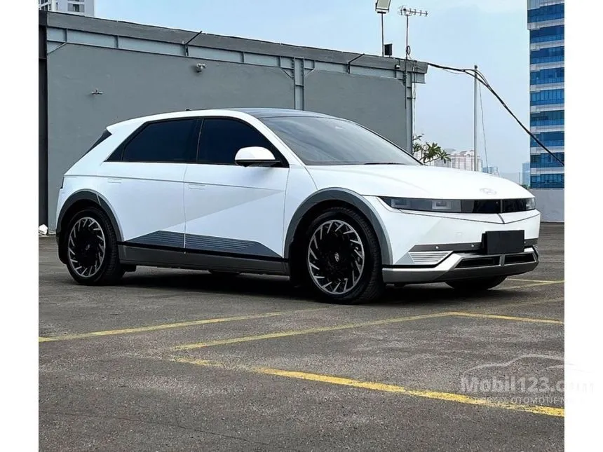 2024 Hyundai IONIQ 5 Signature Long Range SUV