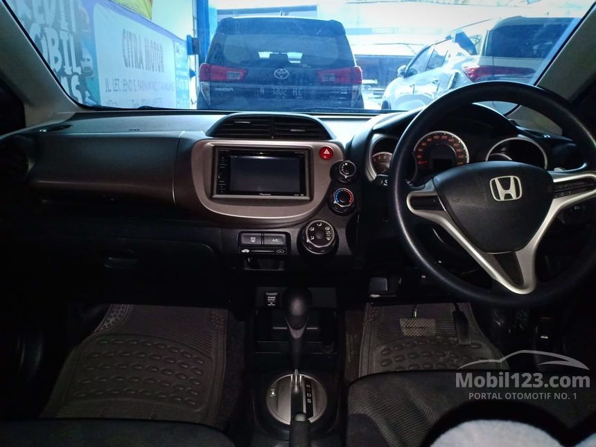 Jual Mobil  Honda  Jazz  2010  RS  1 5 di Jawa Timur Automatic 