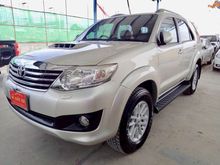 2012 Toyota Fortuner 3.0 (ปี 12-15) V SUV AT