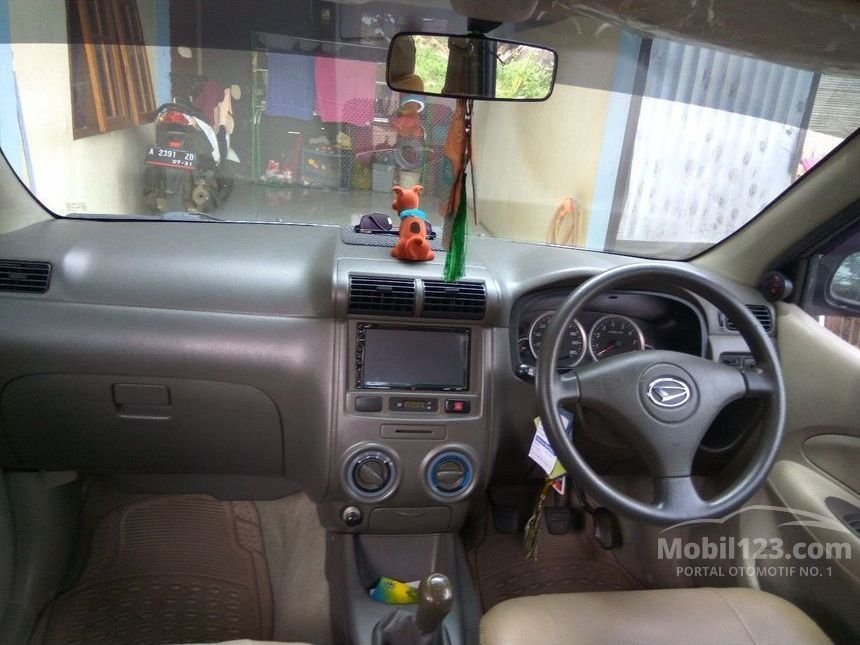 2009 Daihatsu Xenia Li DELUXE+ MPV