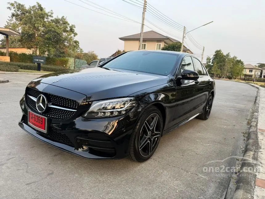 2022 Mercedes-Benz C300 e AMG Dynamic Sedan