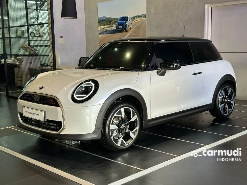 2024 MINI Cooper S 3 Door Hatchback