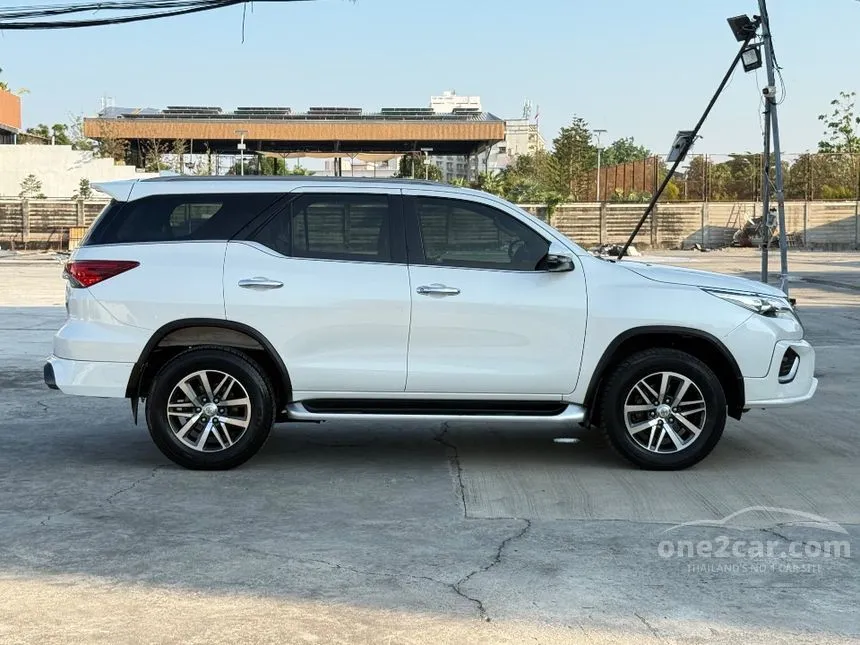 2019 Toyota FORTUNER V SUV