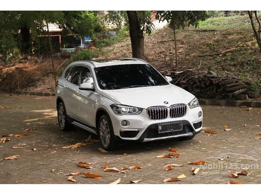 Jual Mobil BMW X1 2019 sDrive18i xLine 1.5 di Yogyakarta Automatic SUV Putih Rp 436.000.000