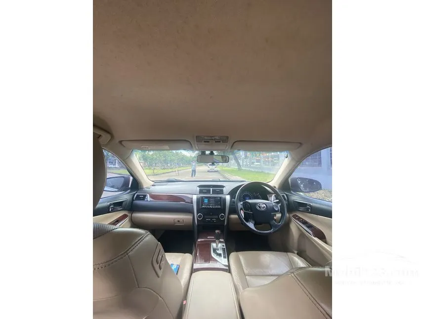 2013 Toyota Camry V Sedan