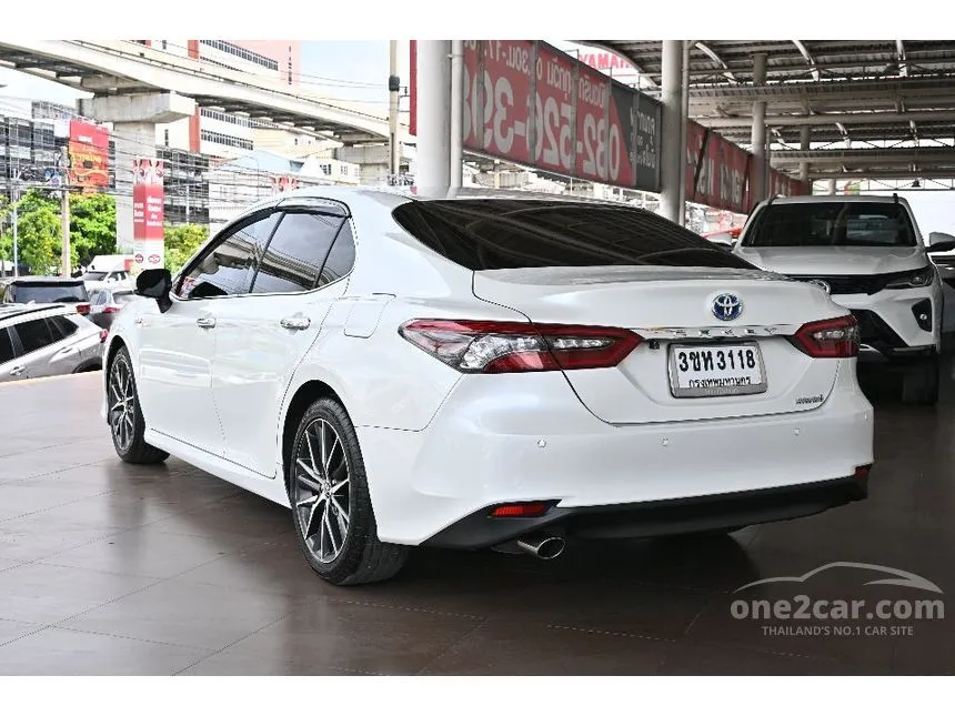 2023 Toyota CAMRY HEV Premium Luxury Sedan