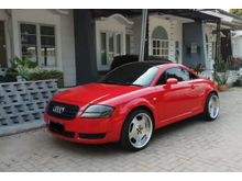 2004 Audi TT