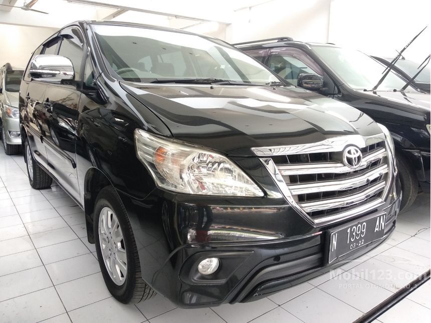 Jual Mobil  Toyota Kijang Innova  2014 G 2 0 di Jawa Timur  