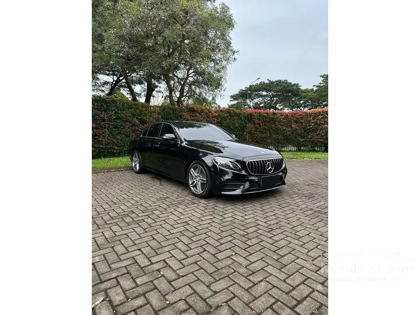 2017 Mercedes-Benz E300 AMG Line Sedan