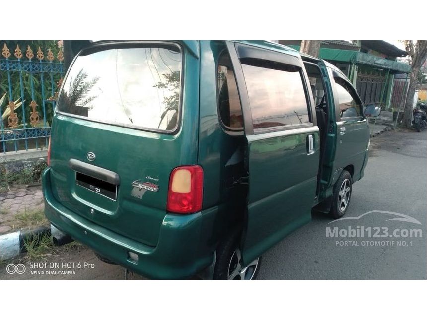 1997 Daihatsu Espass Supervan MPV Minivans