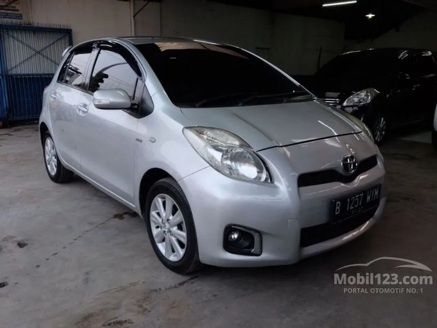 Jual Mobil Toyota Yaris 2013 J 1.5 di Banten Automatic Silver Rp 118.000.000