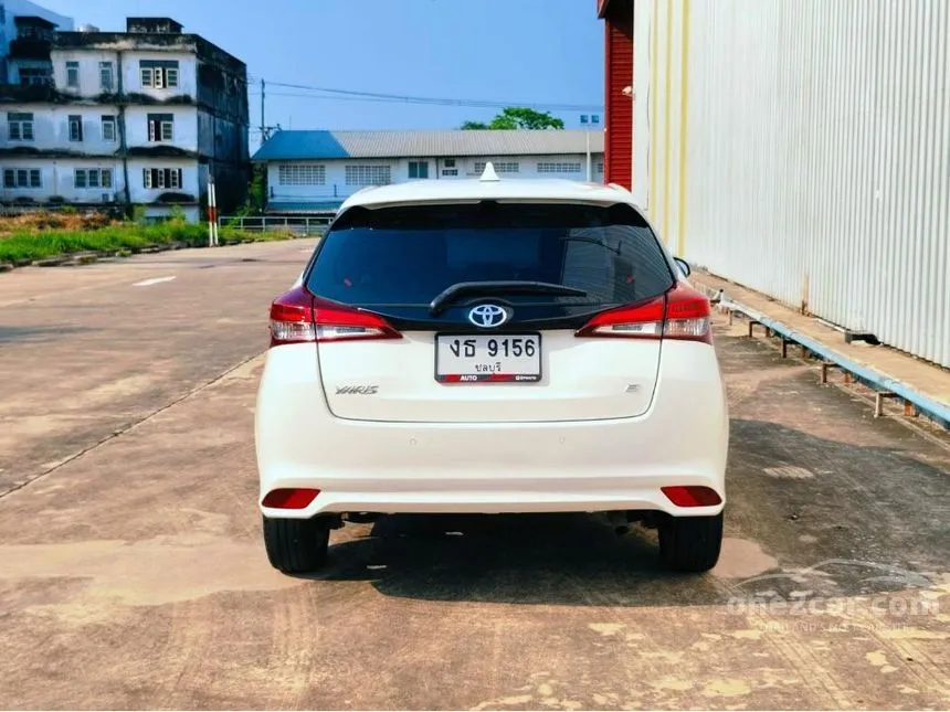 2018 Toyota YARIS E Hatchback